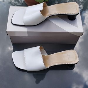 Anne Klien womens White Leather Sandals Sz 9.5